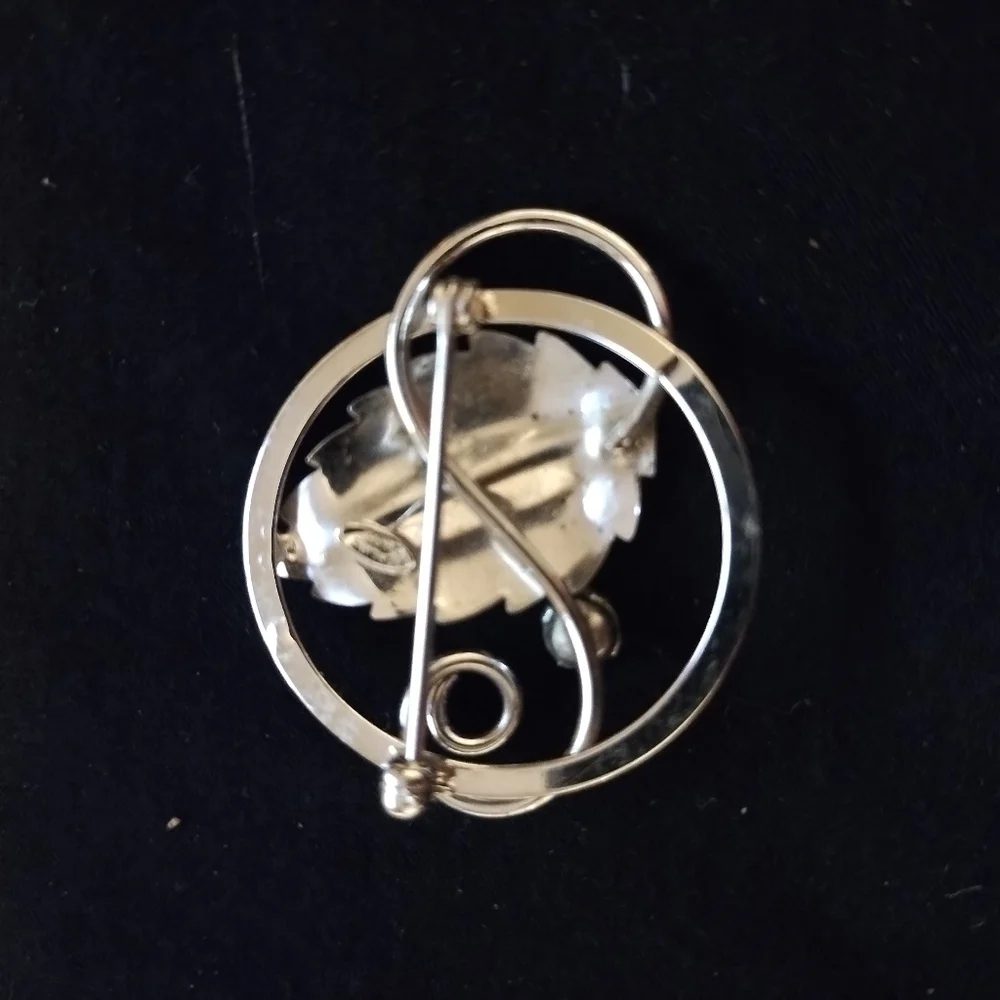 Vintage pin duo